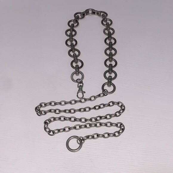 Vintage Rhinestone Embellished Circle Link Silver Chain Belt with Claw Closure - Picture 4 of 7